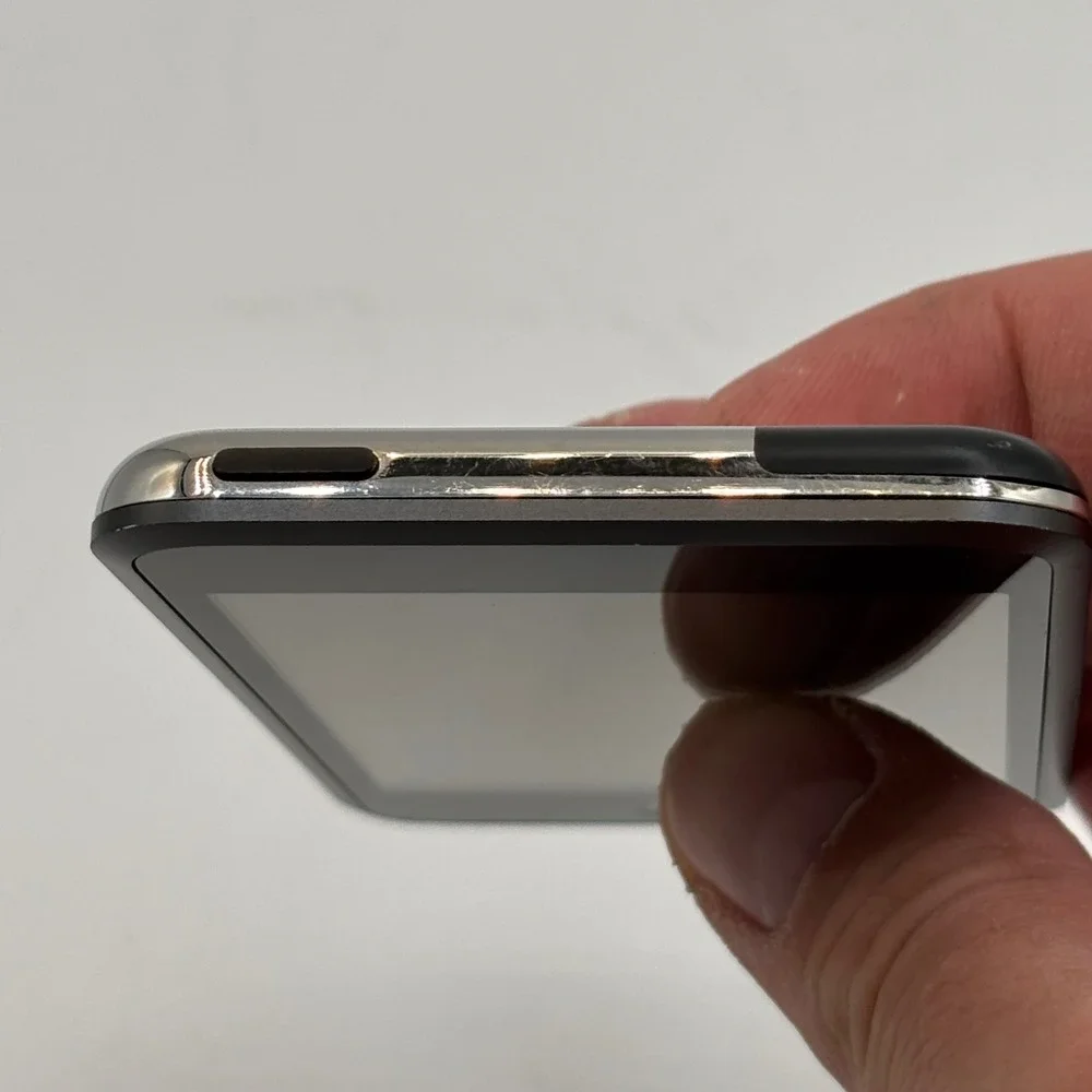 Apple iPod Touch 1st Generation 16GB Black Silver‎ Model A1213 NEEDS BATTERY